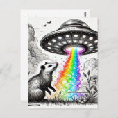 Een opossum met een paar vogels en een ufo briefkaart (Voorkant / Achterkant)