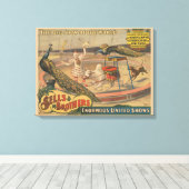 Een optredende zebu en pauw met clown trainer canvas afdruk (Insitu (Houten vloer))