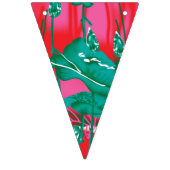 Een opvallende rode en groene sjaal met bloemen en vlaggetjes (Eerste vlag)