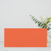 Een oranje achtergrond met een menu (Staand voorkant)