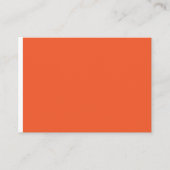 Een oranje achtergrond met een plaatskaartje (Voorkant)