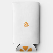 Een oranje bloem op een witte achtergrond seltzer blikjeskoeler (Voorkant)