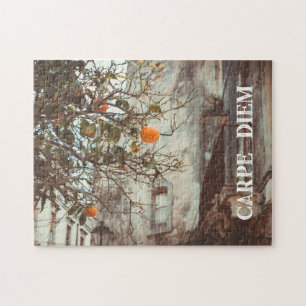 Een Oranje boom in een Romantische oude stad Legpuzzel