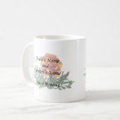 Een Oranje goudsbloem met gele tips Koffiemok (Voorkant links)