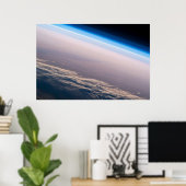 Een orbitale zonsondergang voor de kust van Cabo S Poster (Thuiskantoor)