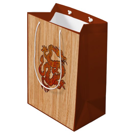 Een orientale draak in Bamboo Medium Cadeauzakje (Achterkant Gekanteld)