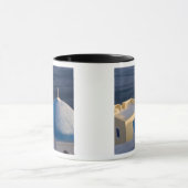 Een orthodoxe kerk in de buurt van het zee, Oia Sa Mok (Midden)