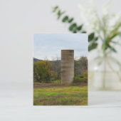 Een oud Boerderij Silo Briefkaart (Staand voorkant)