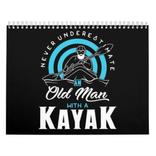 Een oud Man met een Kayak Kalender