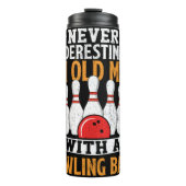 Een oud Man nooit onderschatten Thermosbeker (Voorkant)