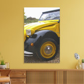 Een oud zwart-geel citroen 2CV 2 CV, Canvas Afdruk (Insitu (Woonkamer))