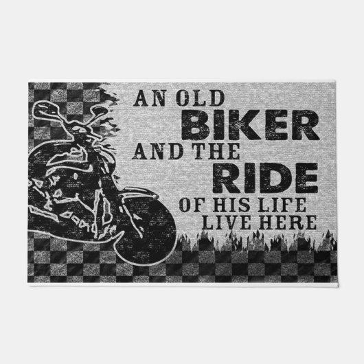 Een oude fietser en de ride van zijn leven deurmat (Voorkant)