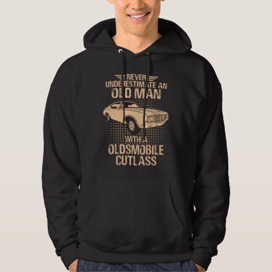 Een oude man Oldsmobile Cutlass 1970 Hoodie (Voorkant)