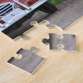 Een oude rode Citroen 2CV auto met een lachende vr Legpuzzel (Zijkant)