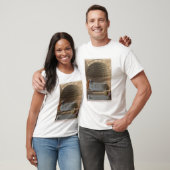 Een oude Sarcofagus van Basaltes, de Lov T-shirt (Unisex)