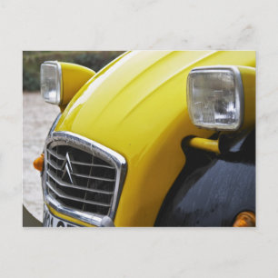 Een oude zwarte en gele Citroen 2CV 2 CV, detail Briefkaart