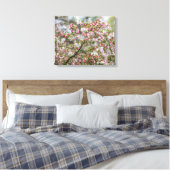 Een overvloed aan bloesems canvas afdruk (Insitu (Slaapkamer))