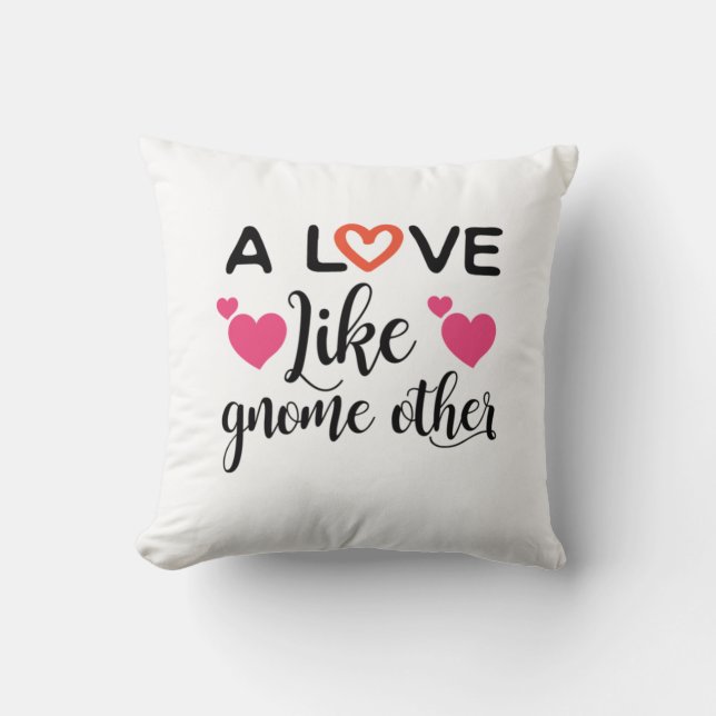 Een paar cadeautjes als een gnoom kussen (Voorkant)