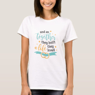 Een paar cadeautjes samen bouwen ze een leven t-shirt