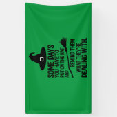 Een paar dagen moet je het Pet halloween aandoen Spandoek (Verticaal)