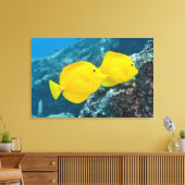 Een paar gele tangs canvas afdruk (Insitu (Woonkamer))