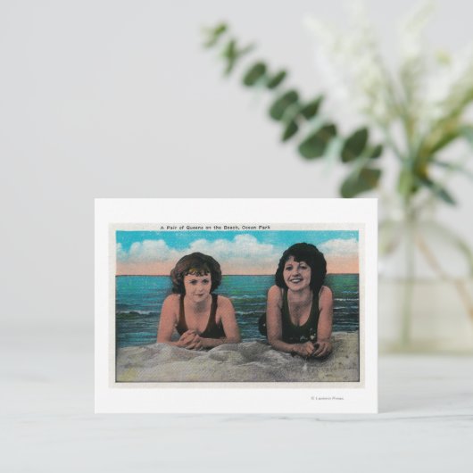 Een paar koninginnen op de strand, Ocean Park Briefkaart (Staand voorkant)