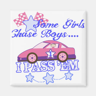 Een paar meisjes Chase Boys....I Pass Em Magneet