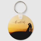 Een paar staan tijdens de zonsondergang sleutelhan sleutelhanger (Voorkant)