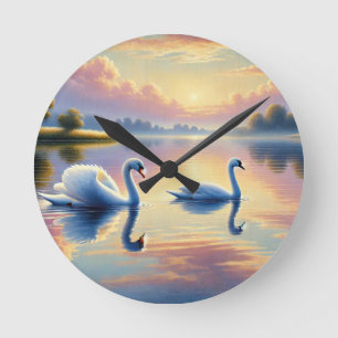 Een paar zwanen glijden over een serene meer ronde klok