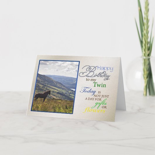 Een paard verjaardagskaart voor tweeling. kaart (Voorkant)