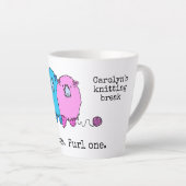Eén paars, één schattig gepersonaliseerd schaap latte mok (Rechterhoek)