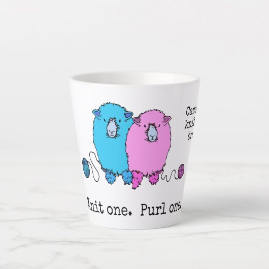 Eén paars, één schattig gepersonaliseerd schaap latte mok (Voorkant)