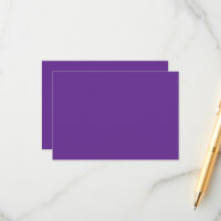 Een paarse achtergrond met een