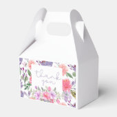 Een Paarse cadeaudoos voor baby's met een snotjapj Bedankdoosjes (Voorkant Zijde)