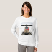 Een pallet met humanitaire hulpgoederen t-shirt (Voorkant volledig)