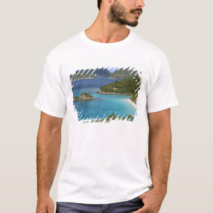 Een panorama van Caneel Bay vanaf een weg bij St. T-shirt