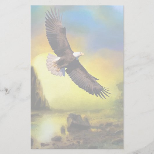 Een patriottisch design met Bald Eagle Flying High Briefpapier (Voorkant)