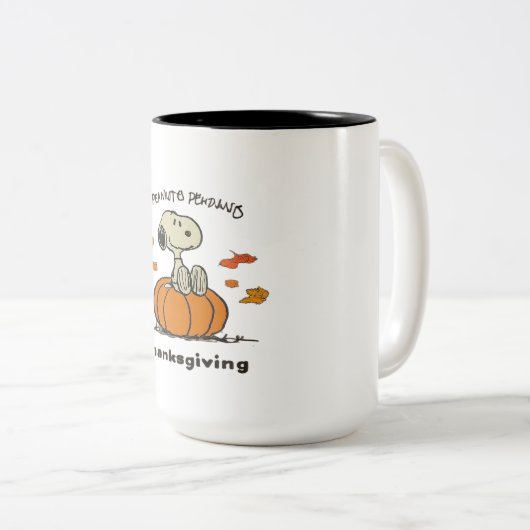 Een Peanuts Thanksgiving Tweekleurige Koffiemok (Voorkant rechts)