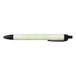 Een pen met een pastelkleurige groenachtig witte v