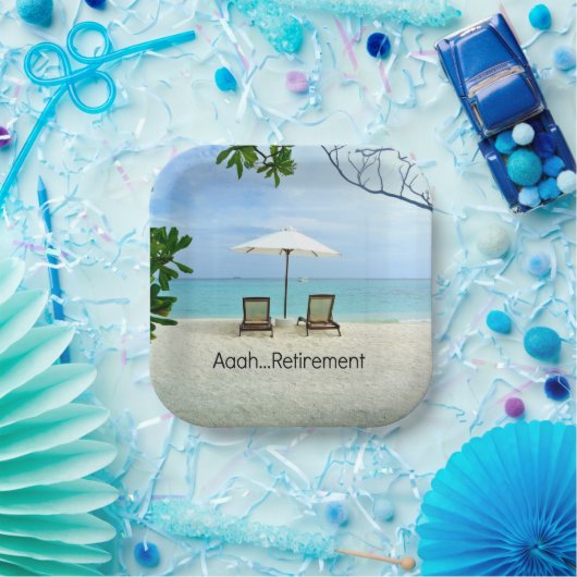 Een pensioen...ontspanning op het strand, papieren bordje (Feest)