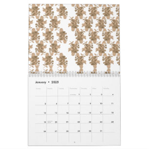 Een perfect symmetrische reflectie van een berg kalender