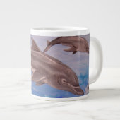 Een peul speelse dolfijnen grote koffiekop (Voorkant rechts)