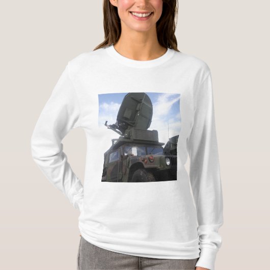 Een Phoenix Tactitical Satellite Terminal T-shirt (Voorkant)