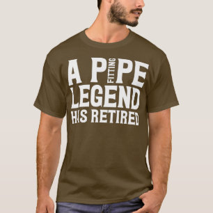 Een pijp die aan het eind past, heeft de grappige t-shirt