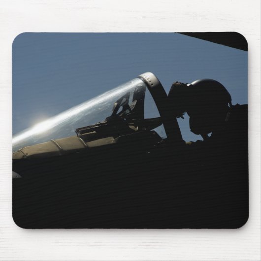 Een piloot bereidt de start voor muismat (Voorkant)