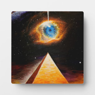 Een piramide onder het kosmische oog van God Fotoplaat