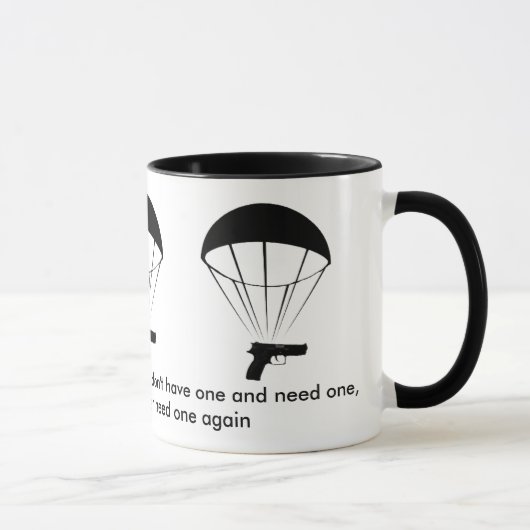 Een pistool is als een parachute! Geweldige Mok! Mok (Rechts)