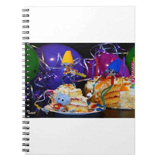 Een plaatje met fubby's in feeststemming. notitieboek (Voorkant)