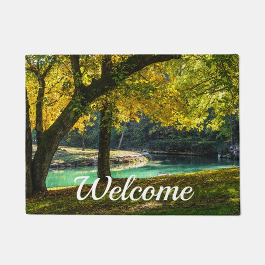 Een plaats onder de Shade Tree Welcome Doormat Deurmat (Voorkant)