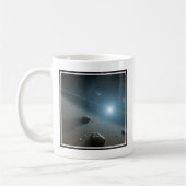 Een planetoïdengordel rond de heldere ster Vega. Koffiemok (Links)